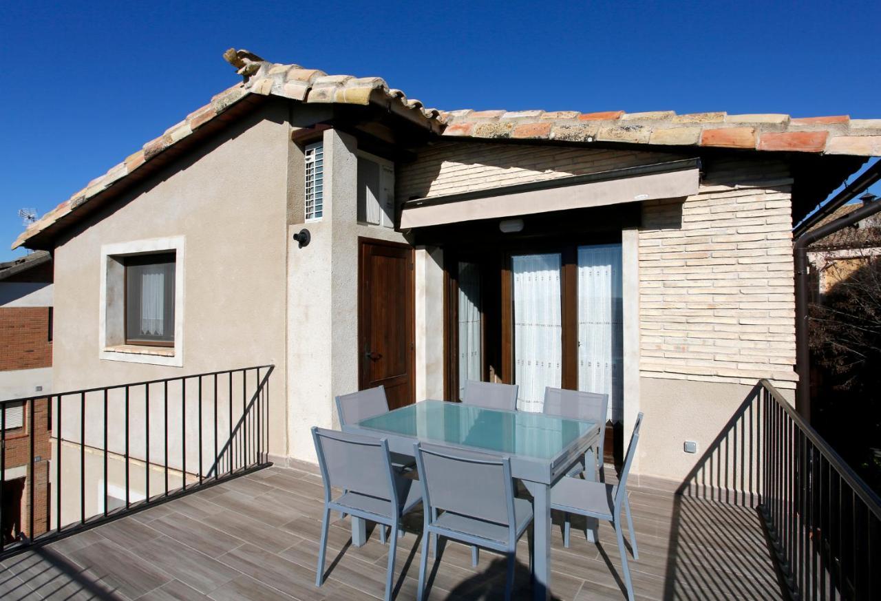 Adahuesca Casa Sierra De Guaraゲストハウス エクステリア 写真