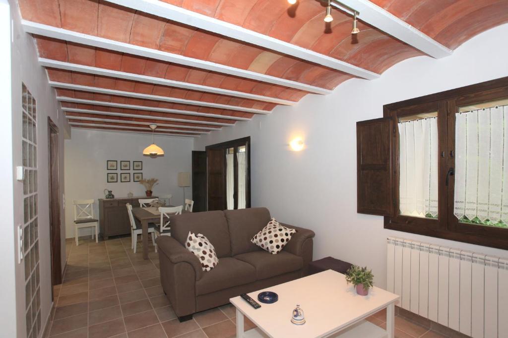 Adahuesca Casa Sierra De Guaraゲストハウス エクステリア 写真